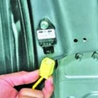 Как заменить датчики и блок системы безопасности Hyundai Solaris