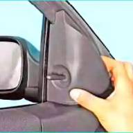 Desmontaje de la puerta delantera del Renault Megane 2