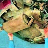 Замена элементов системы выпуска газов Мазда 6